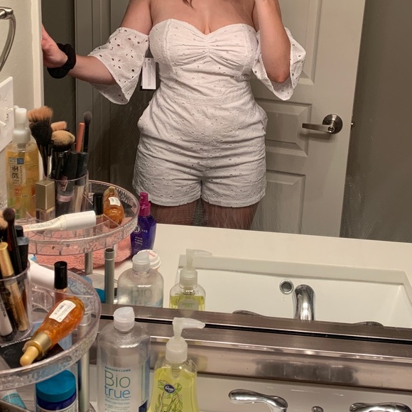 GUESS wildflower eyelet romper in white - Picture 7 of 7